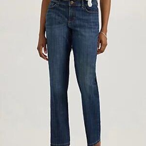 Lee Women’s Stretch Relaxed Fit Straight Leg Jean Size 8 Short